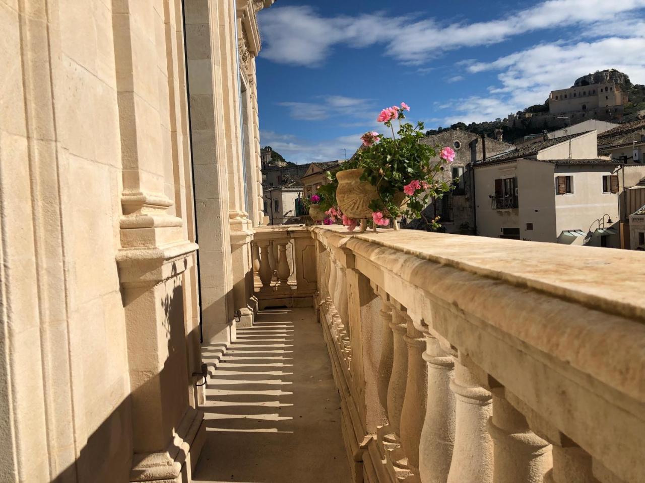 فندق Palazzo Favacchio - Patane شيكلي المظهر الخارجي الصورة